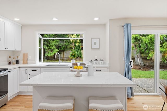 22226 NE 19th Street, Sammamish, WA 98074