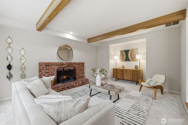22226 NE 19th Street, Sammamish, WA 98074