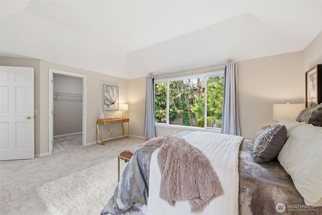 22226 NE 19th Street, Sammamish, WA 98074