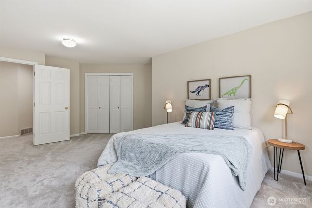22226 NE 19th Street, Sammamish, WA 98074