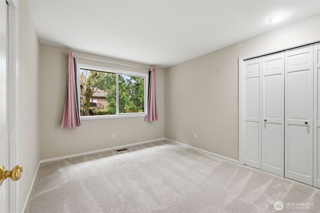 22226 NE 19th Street, Sammamish, WA 98074