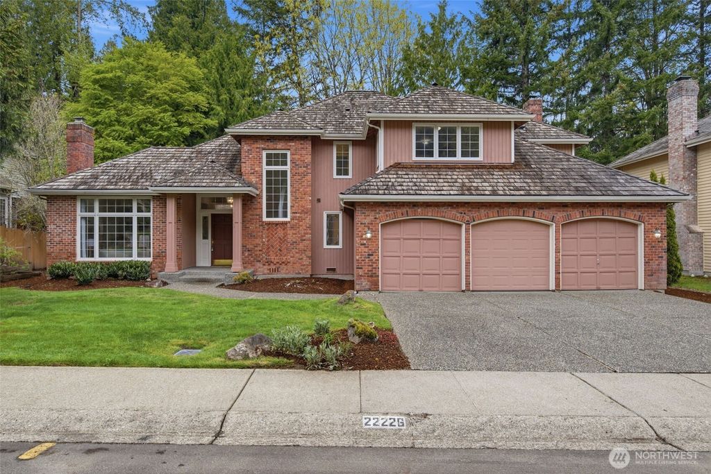 22226 NE 19th Street, Sammamish, WA 98074