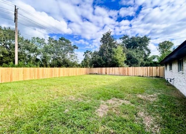 11122 Dalebrook Drive, Houston, TX 77016