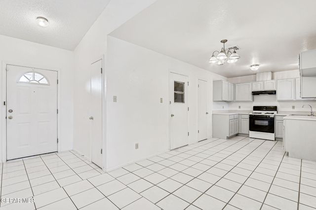 156 Lago Grande Dr Drive, Horizon City, TX 79928