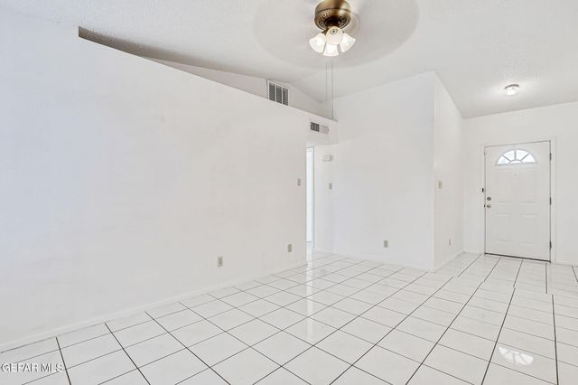 156 Lago Grande Dr Drive, Horizon City, TX 79928