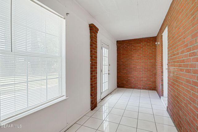 156 Lago Grande Dr Drive, Horizon City, TX 79928