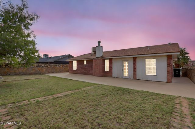 156 Lago Grande Dr Drive, Horizon City, TX 79928