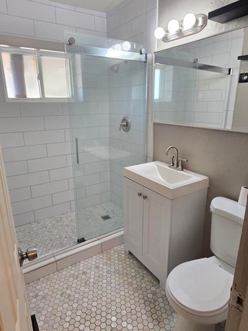 421 57th Street SW, Albuquerque, NM 87121
