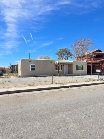 421 57th Street SW, Albuquerque, NM 87121