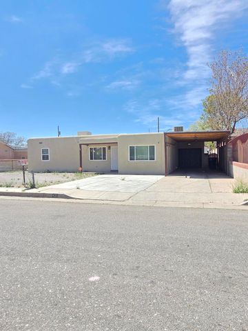 421 57th Street SW, Albuquerque, NM 87121