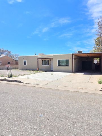 421 57th Street SW, Albuquerque, NM 87121