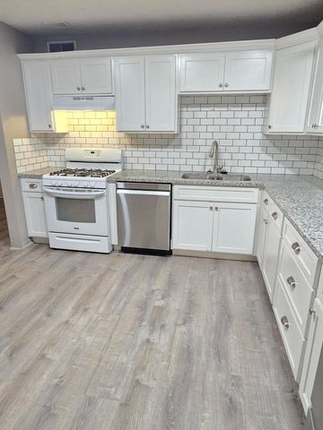 421 57th Street SW, Albuquerque, NM 87121