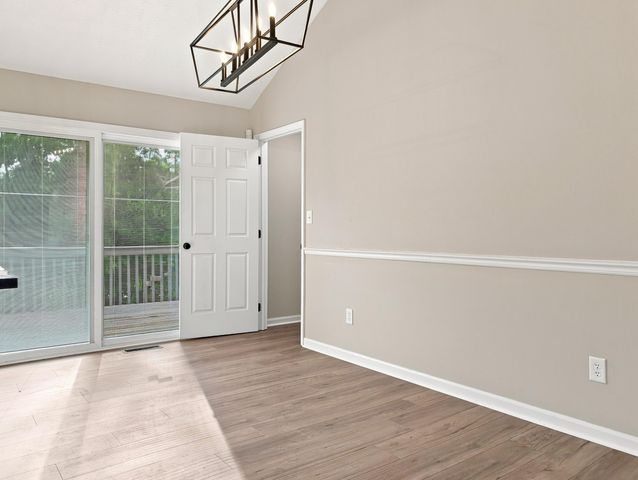 516 Collins, Frankfort, KY 40601