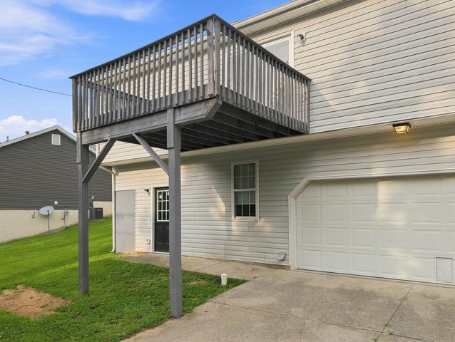 516 Collins, Frankfort, KY 40601