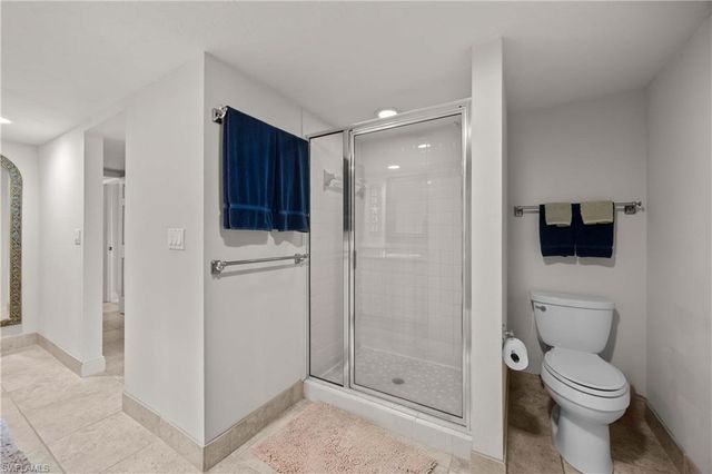 15 Bluebill AVE 103s, Naples, FL 34108