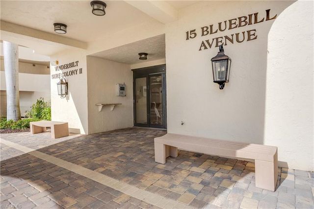 15 Bluebill AVE 103s, Naples, FL 34108