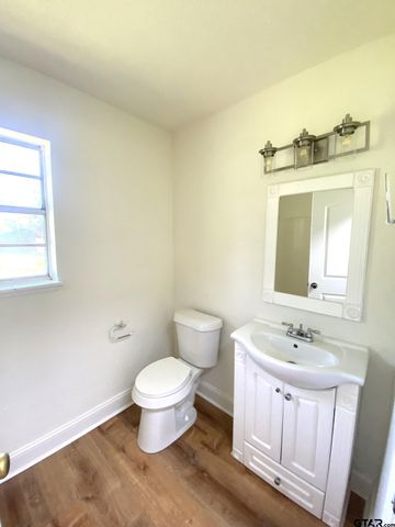 209 La Jodepa Street, Grand Saline, TX 75140