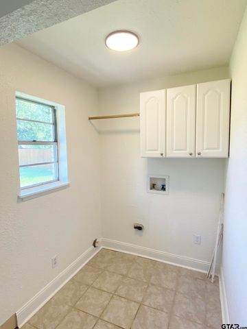 209 La Jodepa Street, Grand Saline, TX 75140