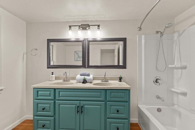 354 OAK STREET, Menasha, WI 54952