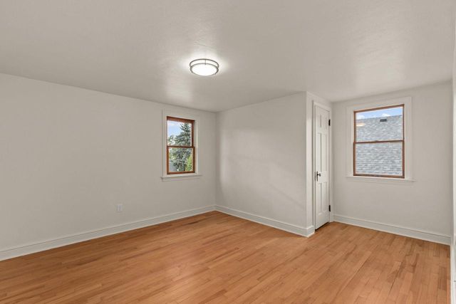 354 OAK STREET, Menasha, WI 54952
