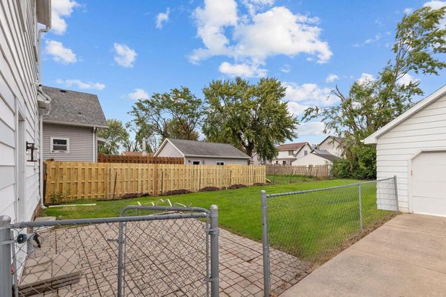 354 OAK STREET, Menasha, WI 54952