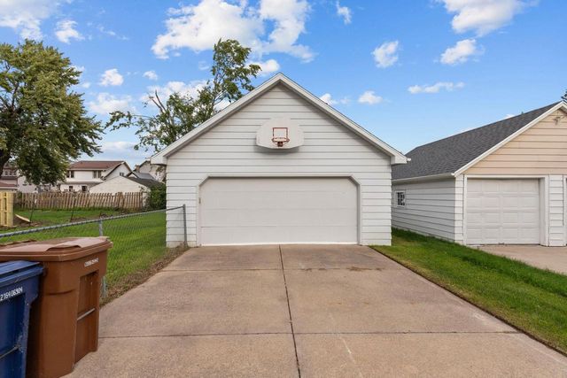 354 OAK STREET, Menasha, WI 54952