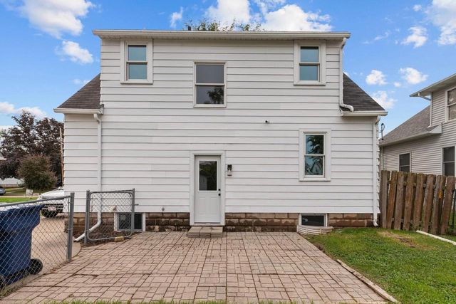 354 OAK STREET, Menasha, WI 54952
