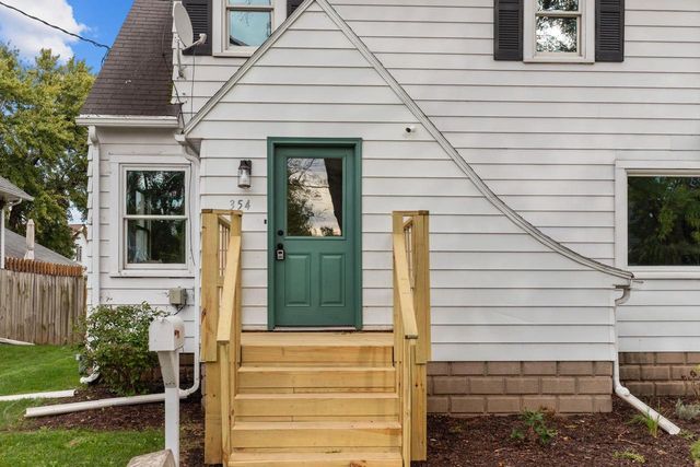 354 OAK STREET, Menasha, WI 54952
