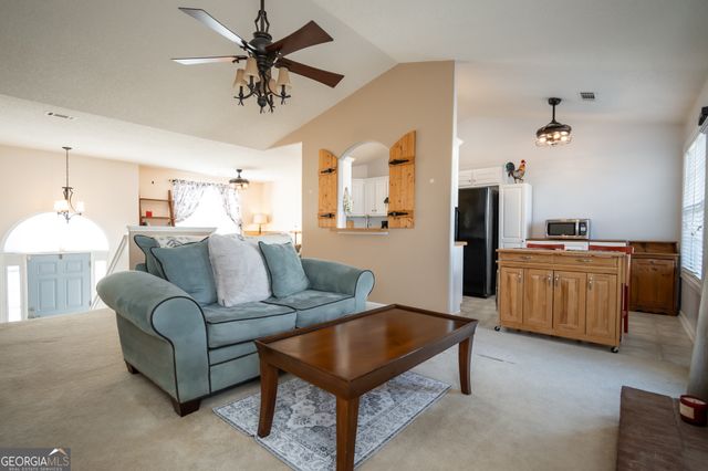 92 Chase Circle, Winder, GA 30680