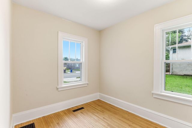 1812 Minnehaha Avenue E, Saint Paul, MN 55119