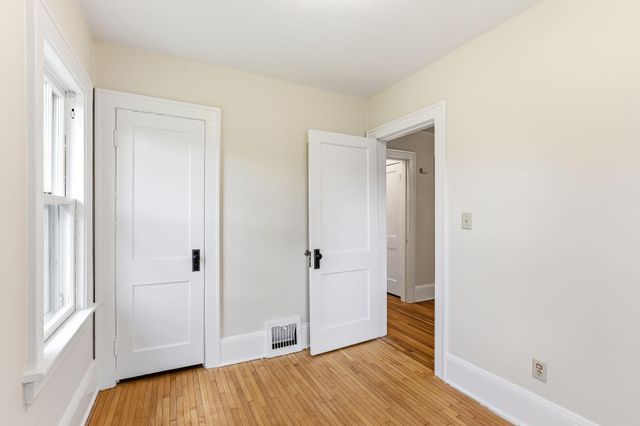 1812 Minnehaha Avenue E, Saint Paul, MN 55119