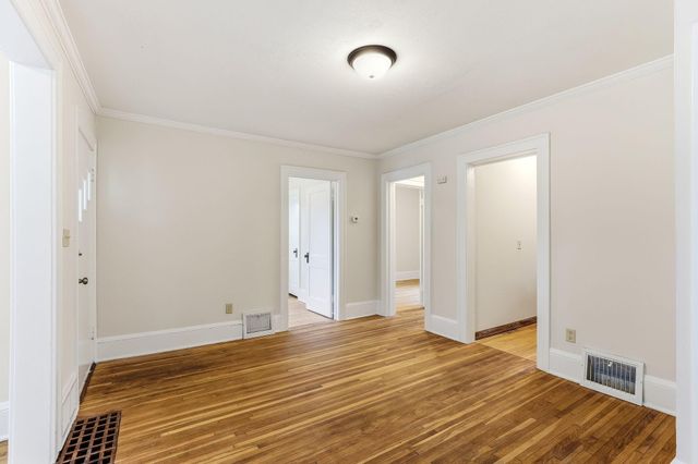 1812 Minnehaha Avenue E, Saint Paul, MN 55119