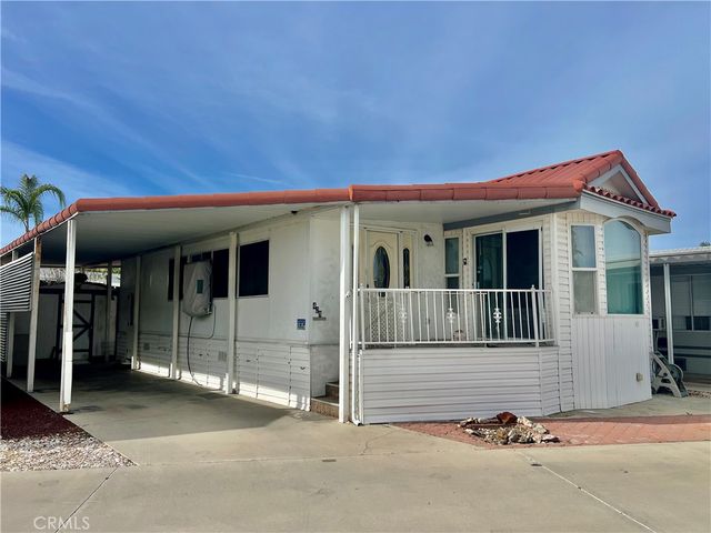 1295 S Cawston 429, Hemet, CA 92545