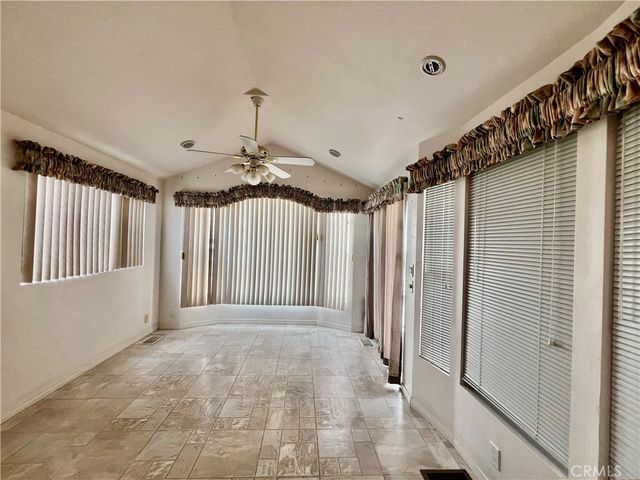 1295 S Cawston 429, Hemet, CA 92545