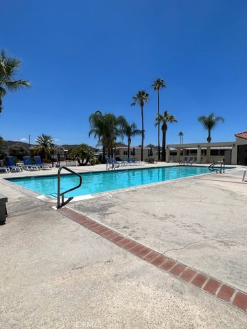 1295 S Cawston 429, Hemet, CA 92545