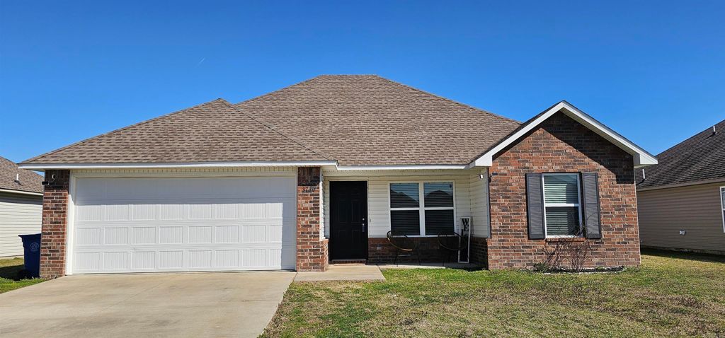3730 Churchill Drive, Jonesboro, AR 72404
