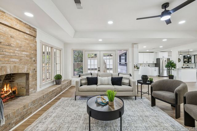 320 El Portal, San Antonio, TX 78232