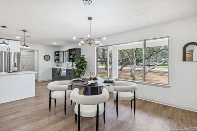 320 El Portal, San Antonio, TX 78232