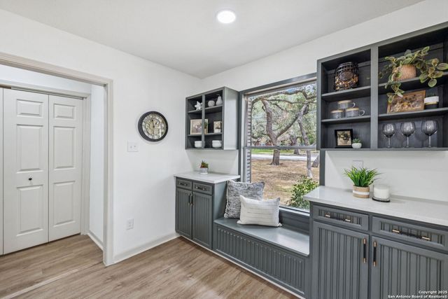 320 El Portal, San Antonio, TX 78232