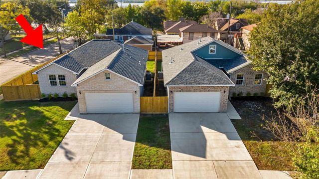 3201 Nebraska Street, Baytown, TX 77520