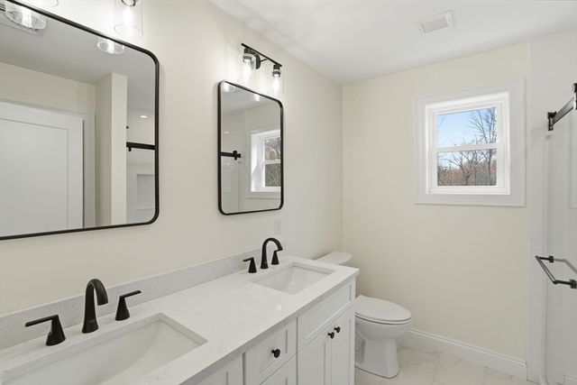 12 Valley Run Dr, Attleboro, MA 02703