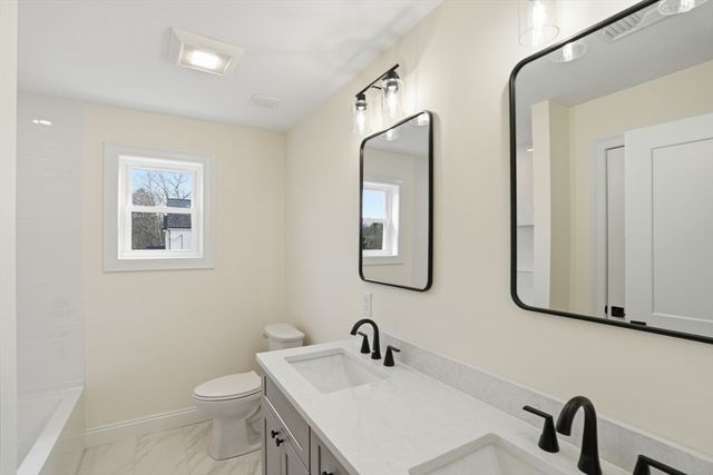 12 Valley Run Dr, Attleboro, MA 02703