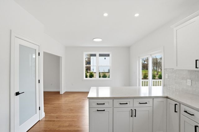 12 Valley Run Dr, Attleboro, MA 02703