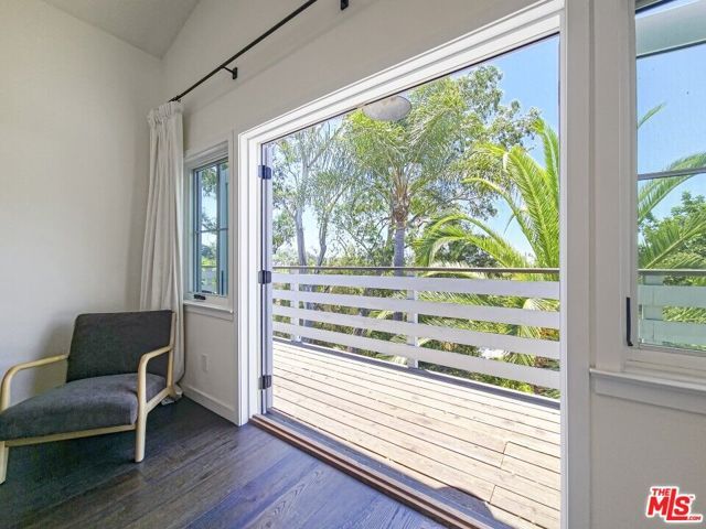 1616 Cerro Gordo Street, Los Angeles, CA 90026
