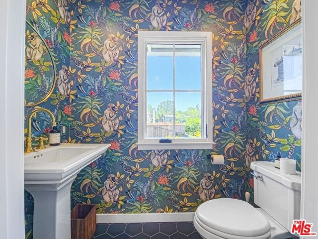 1616 Cerro Gordo Street, Los Angeles, CA 90026