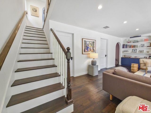 1616 Cerro Gordo Street, Los Angeles, CA 90026