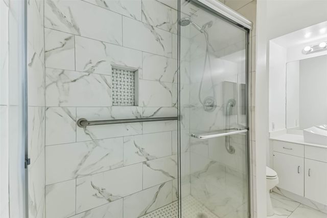 14 Greenway Plaza 15N, Houston, TX 77046