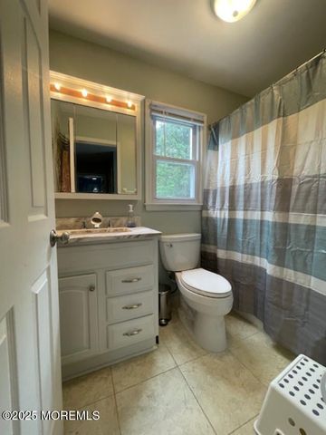 815 Constitution Drive, Brick, NJ 08724