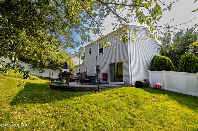 815 Constitution Drive, Brick, NJ 08724