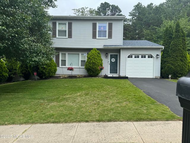 815 Constitution Drive, Brick, NJ 08724